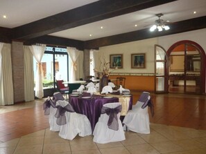 Banquet hall