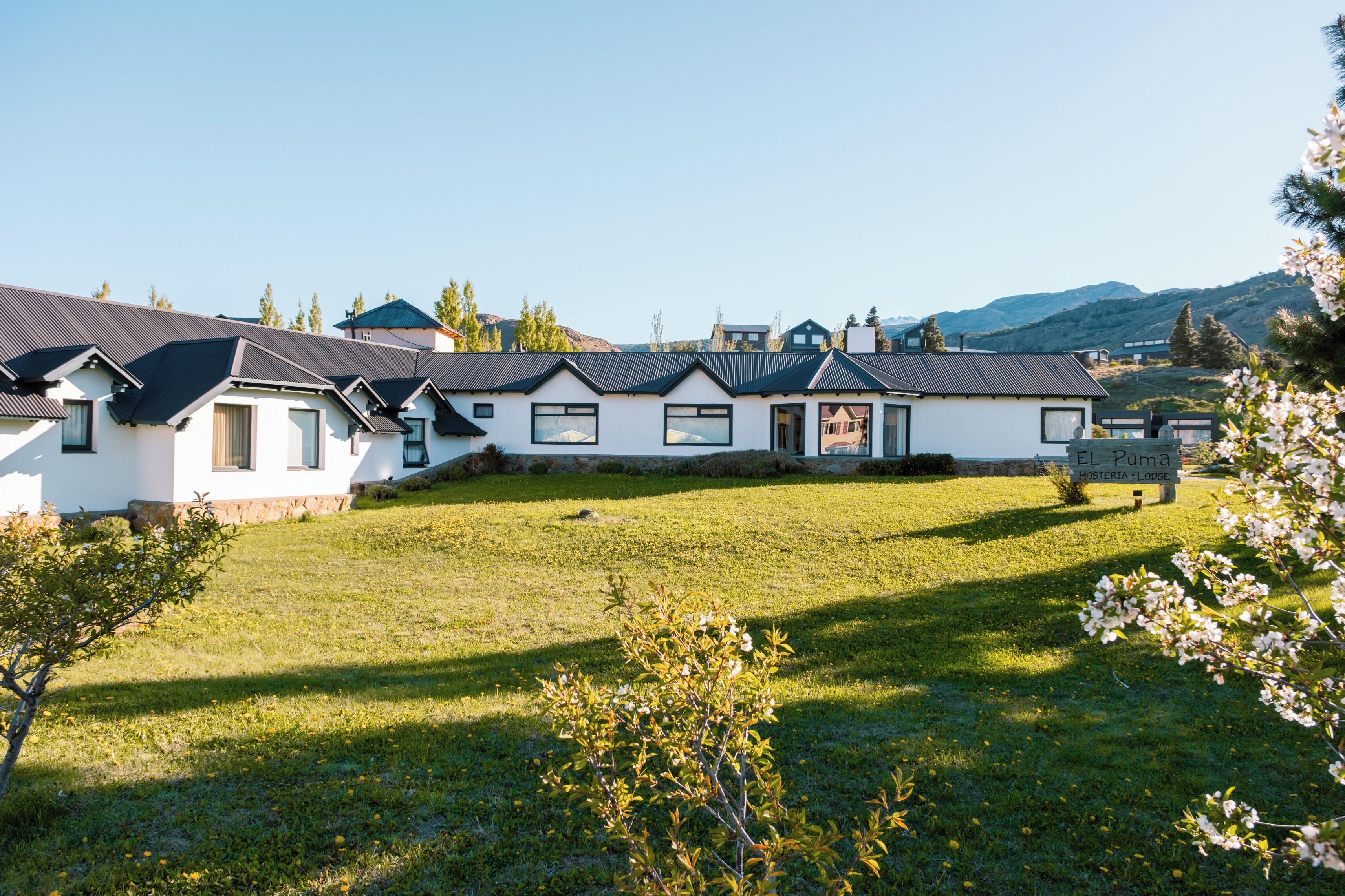 Fachada de la propiedad