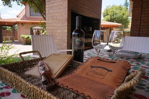 BBQ/picnic area - Cabañas la Aldea (Villa Carlos Paz)