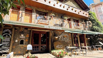 Fachada da propriedade