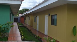 Property grounds - Hotel Los Chilamates (Granada)