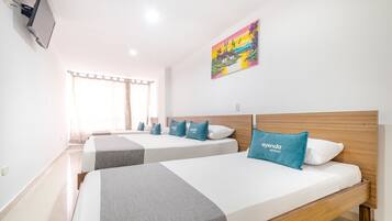 Family Room | Free WiFi, bed sheets