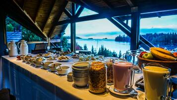 Daily buffet breakfast (USD 10 per person)