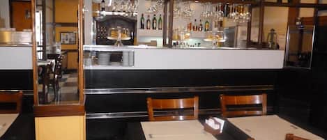 Bar (ter plaatse)