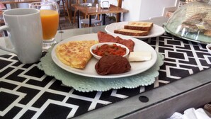 Dining - Hotel Boutique Valverde Santa Elena (San Salvador)
