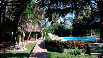 Pool | Outdoor pool