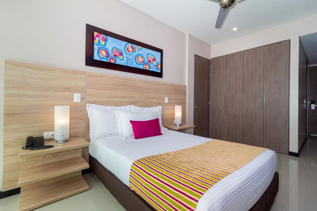 Premium bedding, minibar, in-room safe, desk
