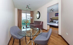 Literie de qualité supérieure, minibar, coffres-forts dans les chambres