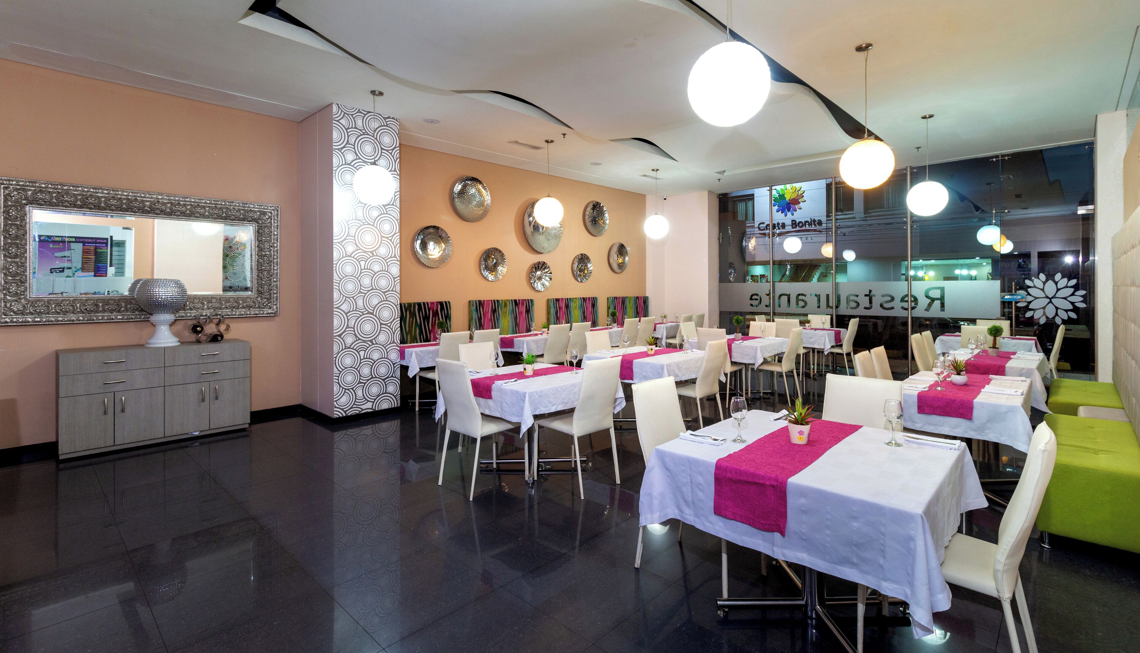 breakfast, lunch, dinner served; international cuisine