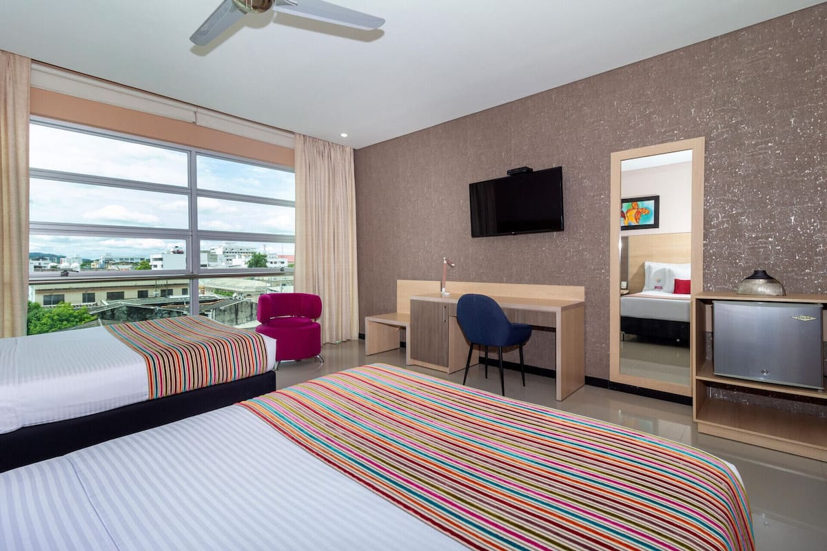Premium bedding, minibar, in-room safe, desk