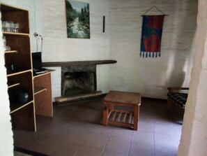 Family Cabin, 3 Bedrooms, Garden View, Ground Floor | Living area