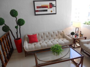 Living area - Suites Las Palmas (Manzanillo)
