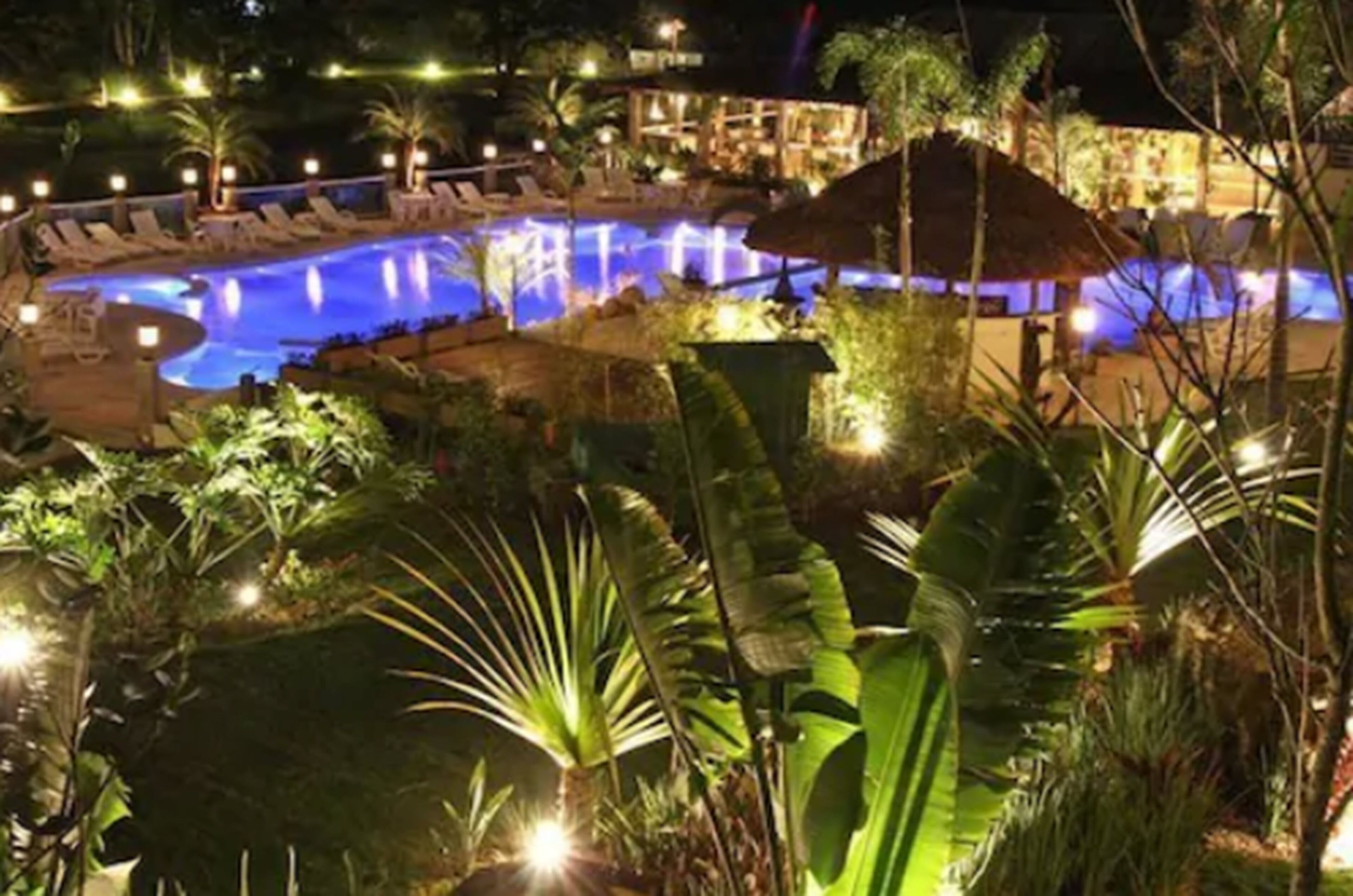 2 Außenpools, Liegestühle