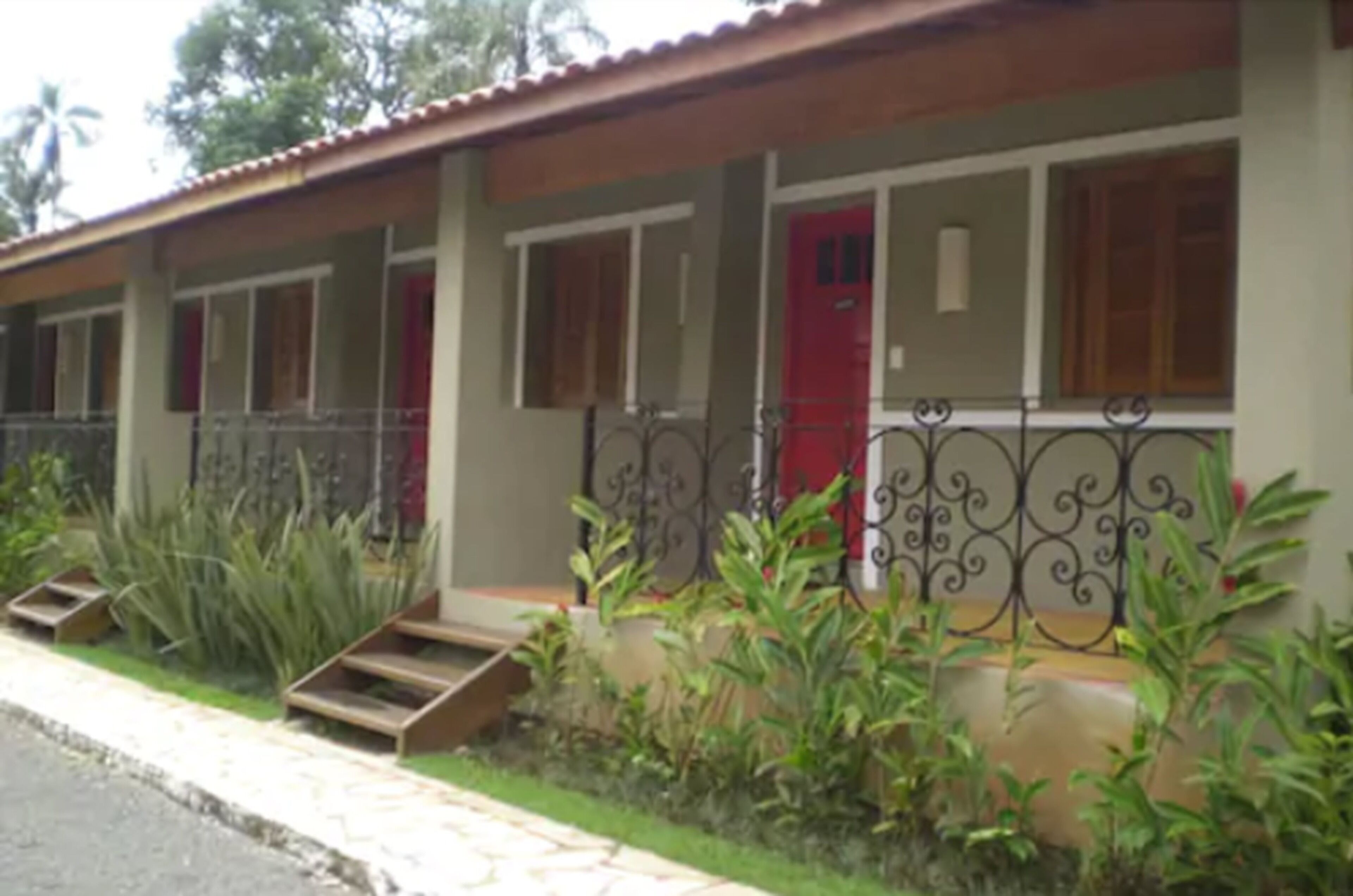 Fachada de la propiedad