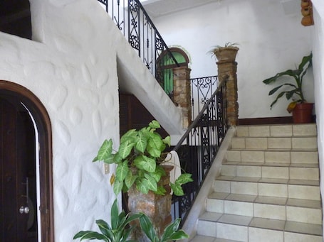 Escaleras. Casa Vieja