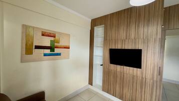 Apartamento | Zona de estar | Una televisión LCD