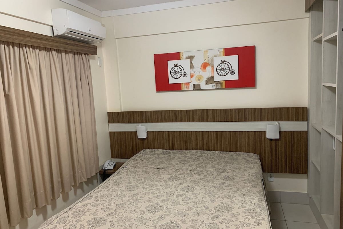 Apartment | 1 bedroom, minibar, blackout curtains, free WiFi