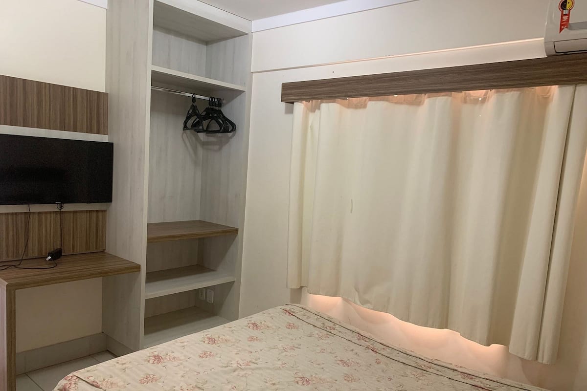 Apartment | 1 bedroom, minibar, blackout curtains, free WiFi