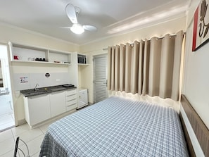 Apartment | 1 bedroom, minibar, blackout curtains, free WiFi