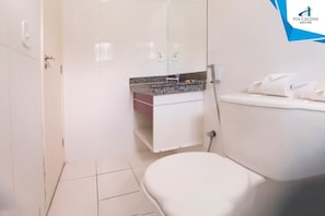 Apartment | Bathroom | Shower