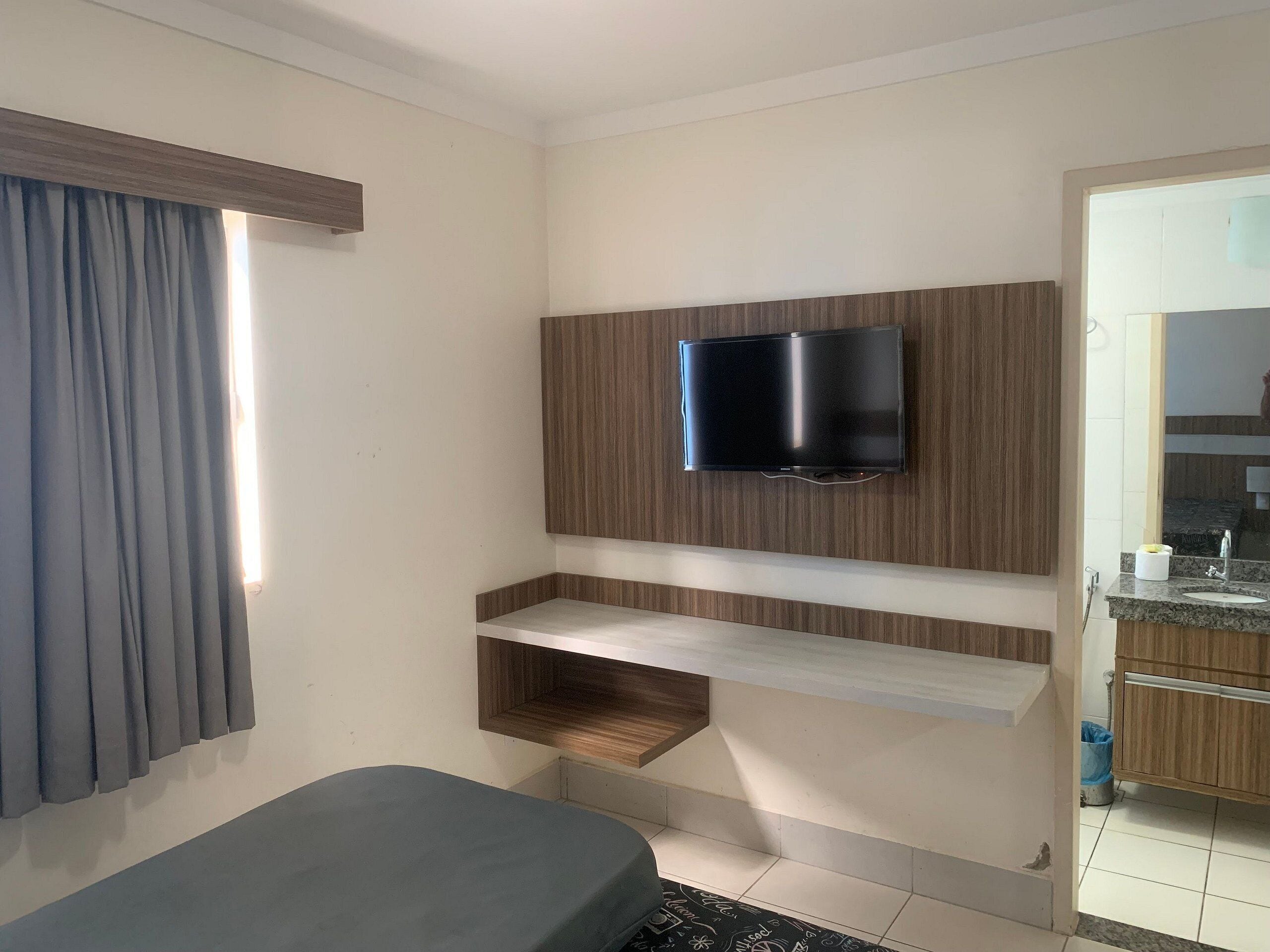 Leilighet – basic | Minibar, blendingsgardiner og wi-fi (inkludert)