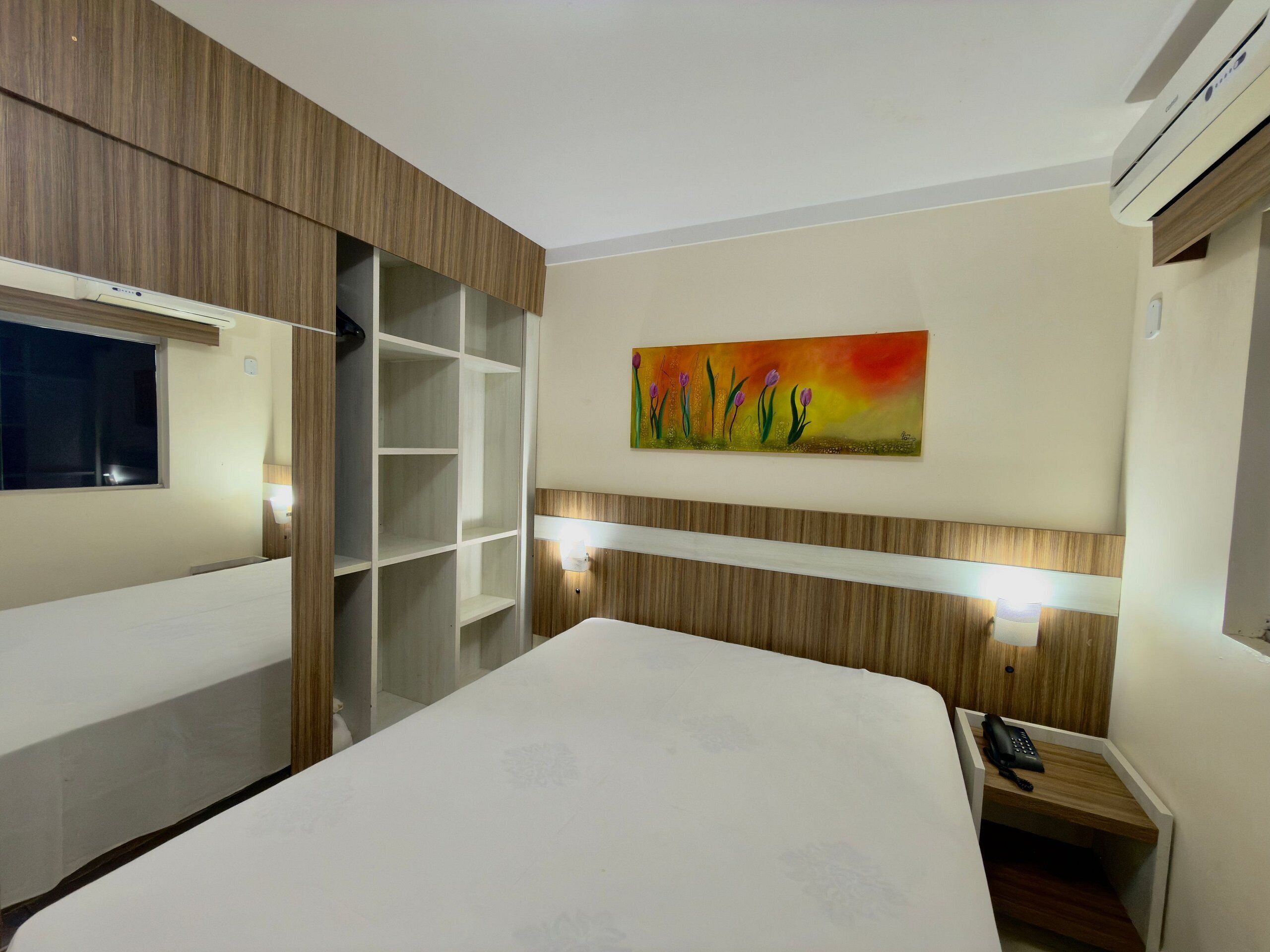 Apartment | Minibar, blackout curtains, free WiFi