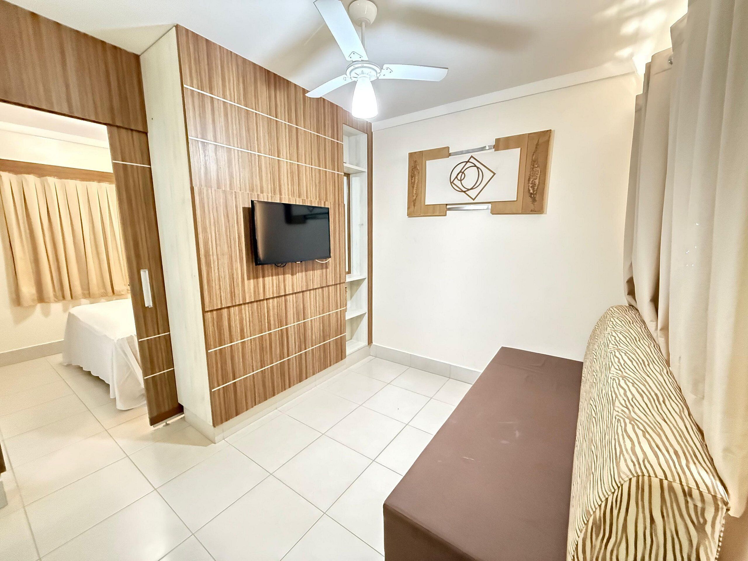 Apartamento | Frigobar, cortinas blackout, Wi-Fi de cortesia