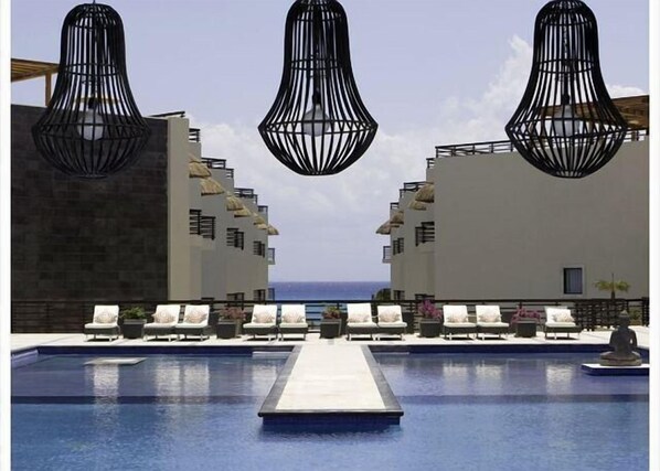 Indoor pool - Aldea Thai 1106, 2 Bedroom & Private Pool (Playa del Carmen)