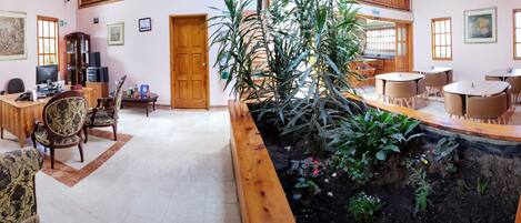 Sala de estar en el lobby