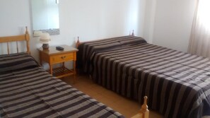 Room - Hotel Carama (Necochea)