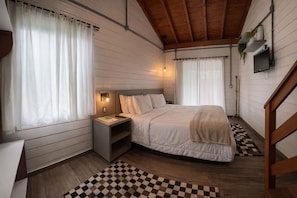 Traditional Chalet, Multiple Beds | Minibar, in-room safe, desk, blackout drapes