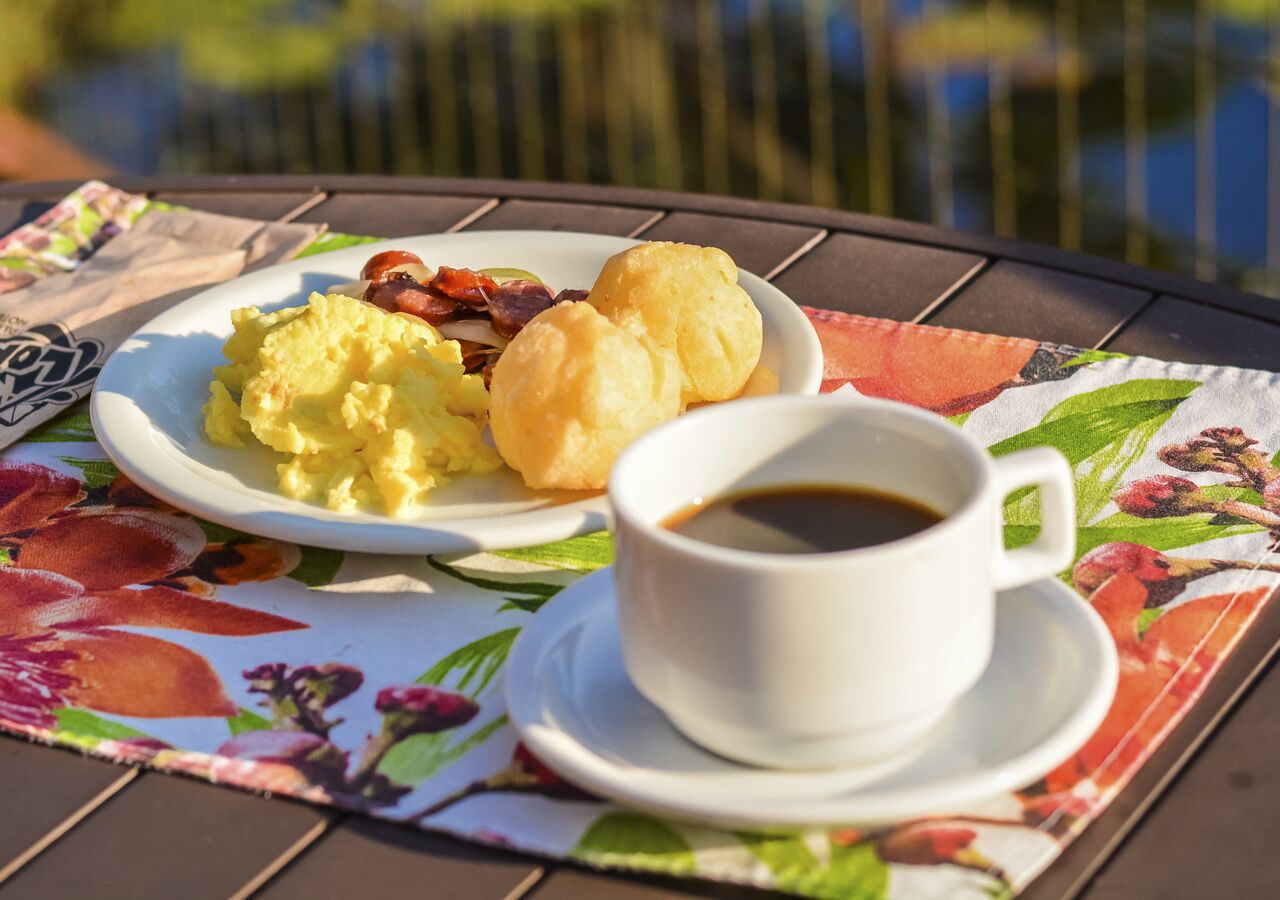 Desayuno buffet incluido todos los días 