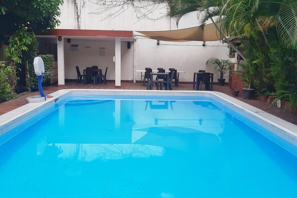 Suites & Apartments San Benito Zona Rosa
