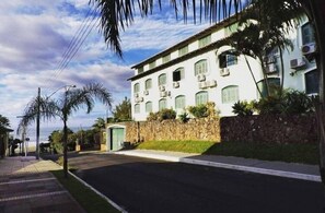 Exterior detail - Recanto da Prainha (Torres)