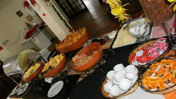 Petit déjeuner buffet compris tous les jours