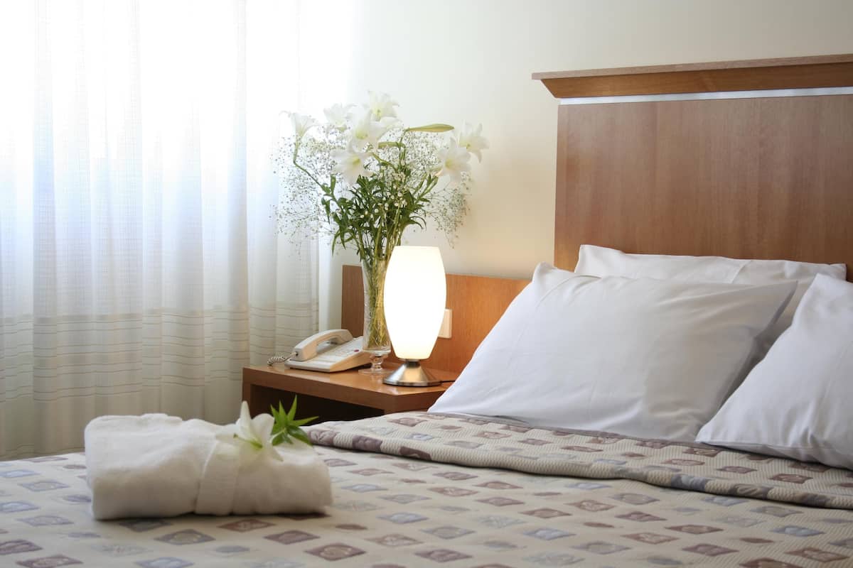 Hochwertige Bettwaren, Zimmersafe, kostenlose Babybetten