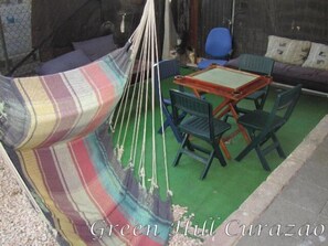 Tempat makan outdoor