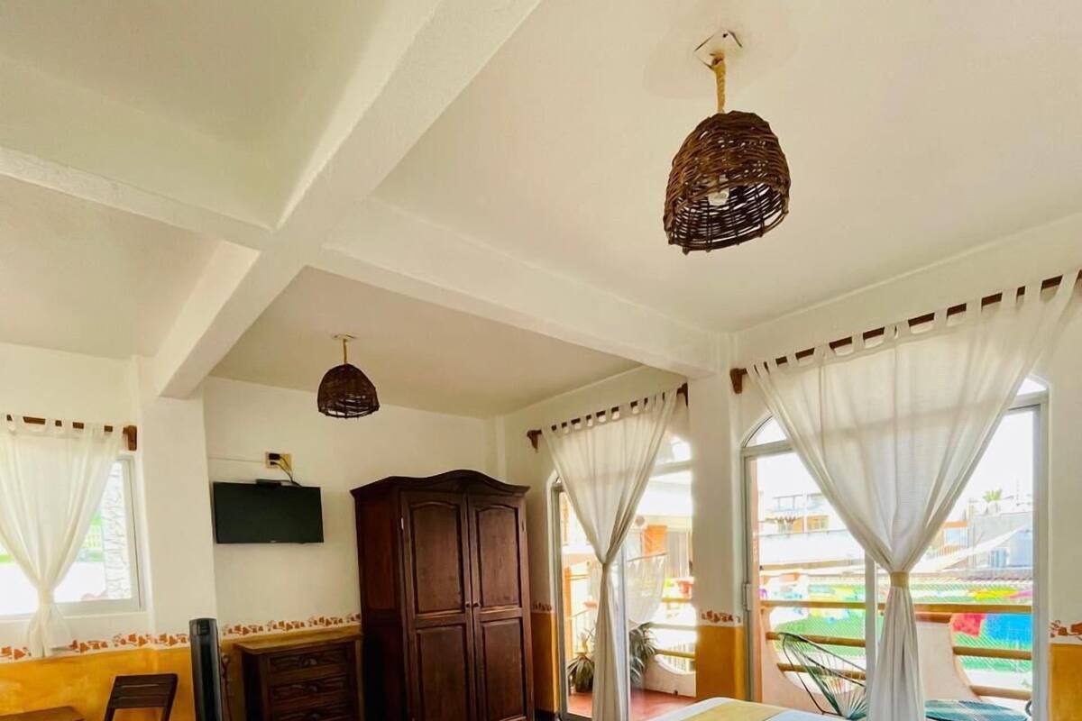 junior double room | iron/ironing board, free wifi, bed sheets