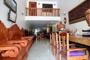 Vending machine - Angkor Udom Guesthouse (Siem Reap)