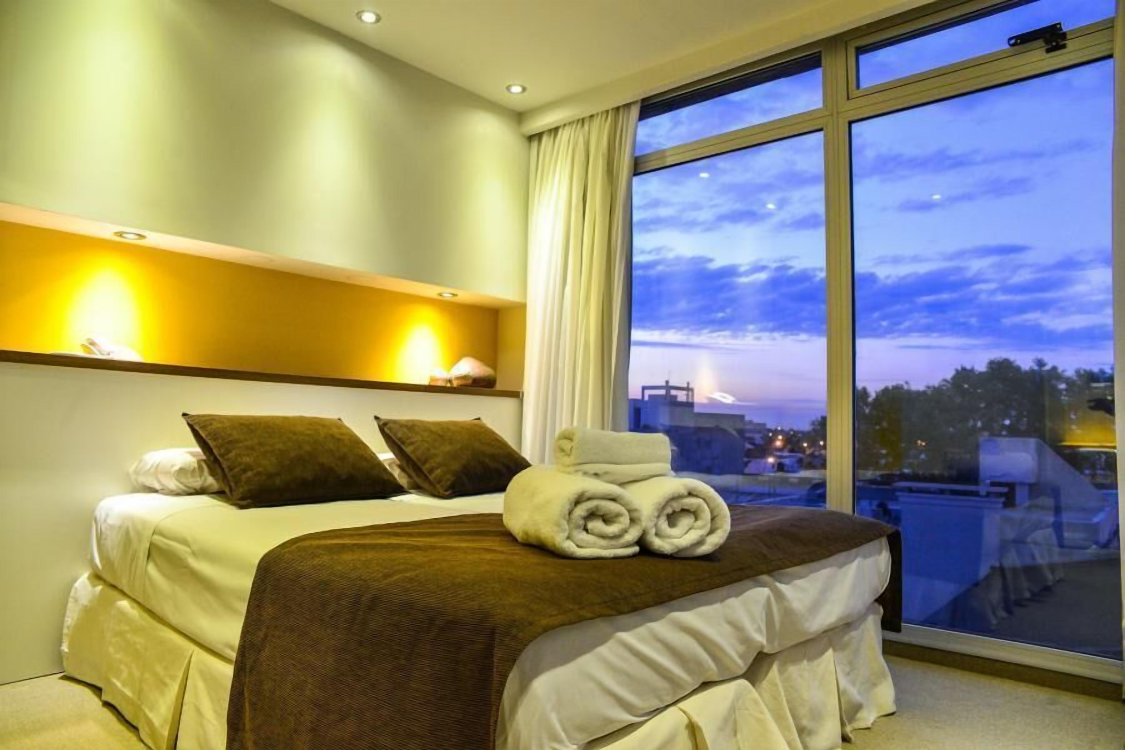 Superior Room | In-room safe, individually decorated, individually furnished, desk