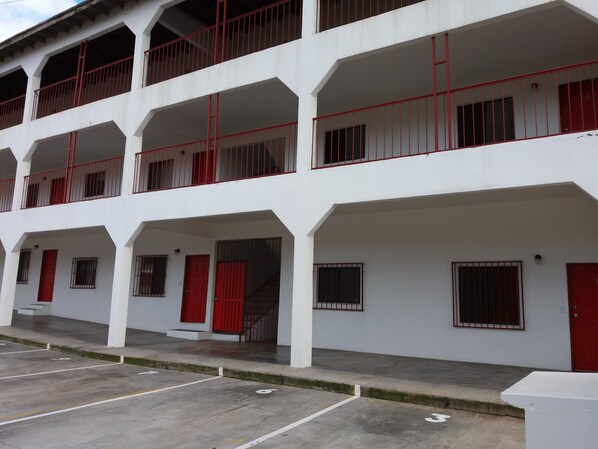 Front of property - Adanesne Apartments (Ensenada)