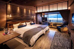 In-room safe, individually decorated, desk, free WiFi - Miyajima Kinsuikan (Hatsukaichi)