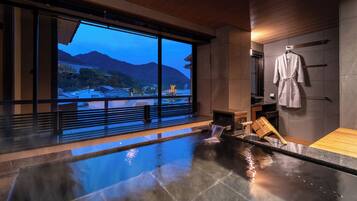 半露天風呂付スイート 禄 | 部屋からの景観