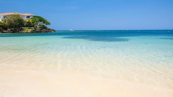 Vila, 3 quartos, terraço, vista para o oceano | Praia | Perto da praia