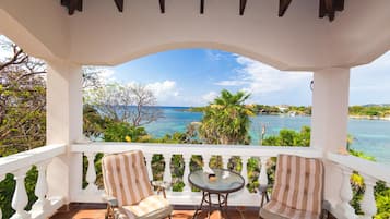 Biệt thự, 2 phòng ngủ, hiên, quang cảnh biển | Quang cảnh ban công