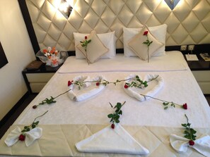 Standard Double Room | Free minibar, in-room safe, desk, free WiFi - Centrum Business Hotel (Adana)
