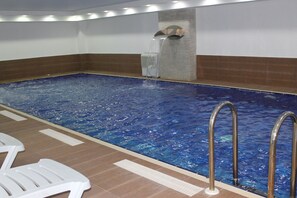 Indoor pool - Centrum Business Hotel (Adana)