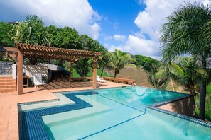 Outdoor pool - La Casa Buena Vida T 21 (Roatan)