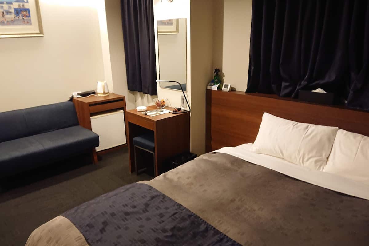 Desk, iron/ironing board (on request), WiFi (free)
