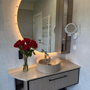Bathroom - Hotel Romanita (Baia Mare)